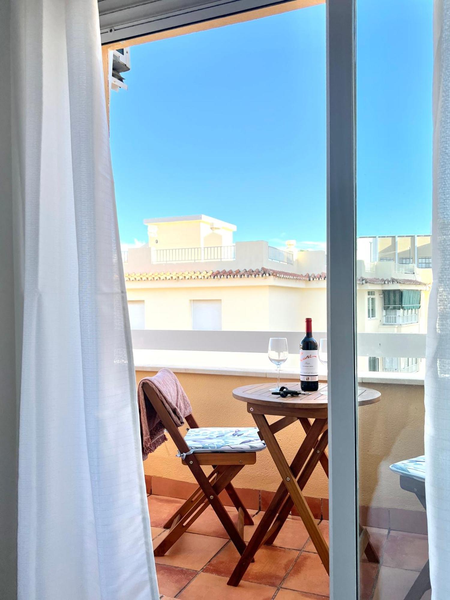 Nautica Nerja Apartment Bagian luar foto